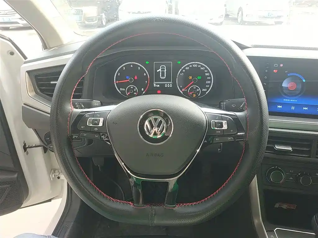 Volkswagen Polo 2021 — фото 11