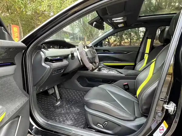 Changan UNI-V 2022