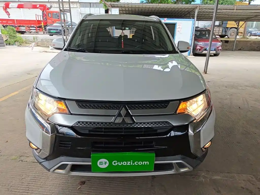Mitsubishi Outlander 2019