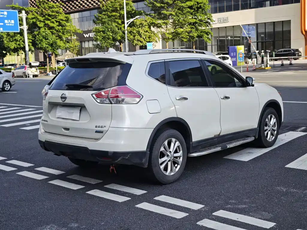 Nissan X-Trail 2015 — фото 3