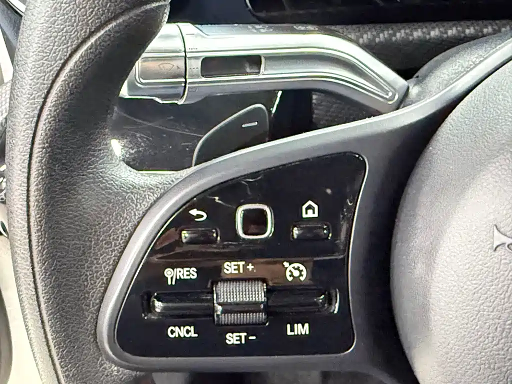 Mercedes-Benz A-Class 2022 — фото 11