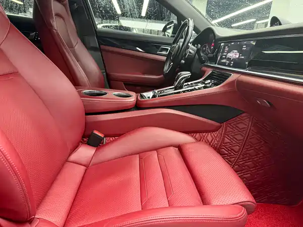 Porsche Panamera 2020