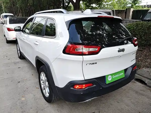 Jeep Cherokee 2019