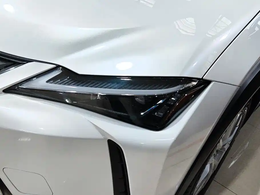 Lexus UX 2024 — фото 5