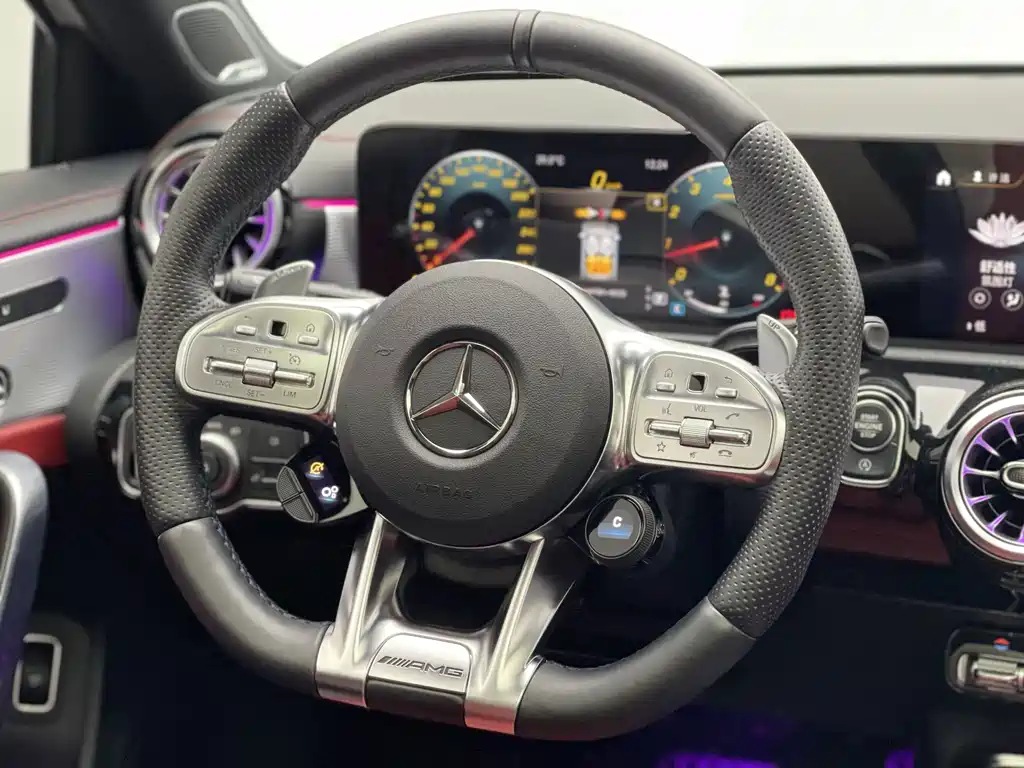 Mercedes-Benz A-Class AMG 2021 — фото 13