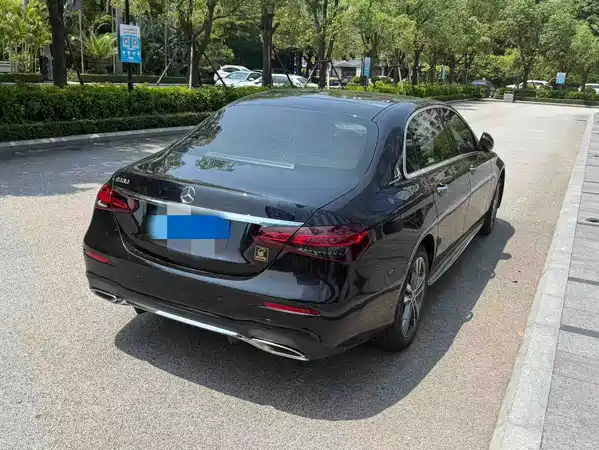 Mercedes-Benz E-Class 2023