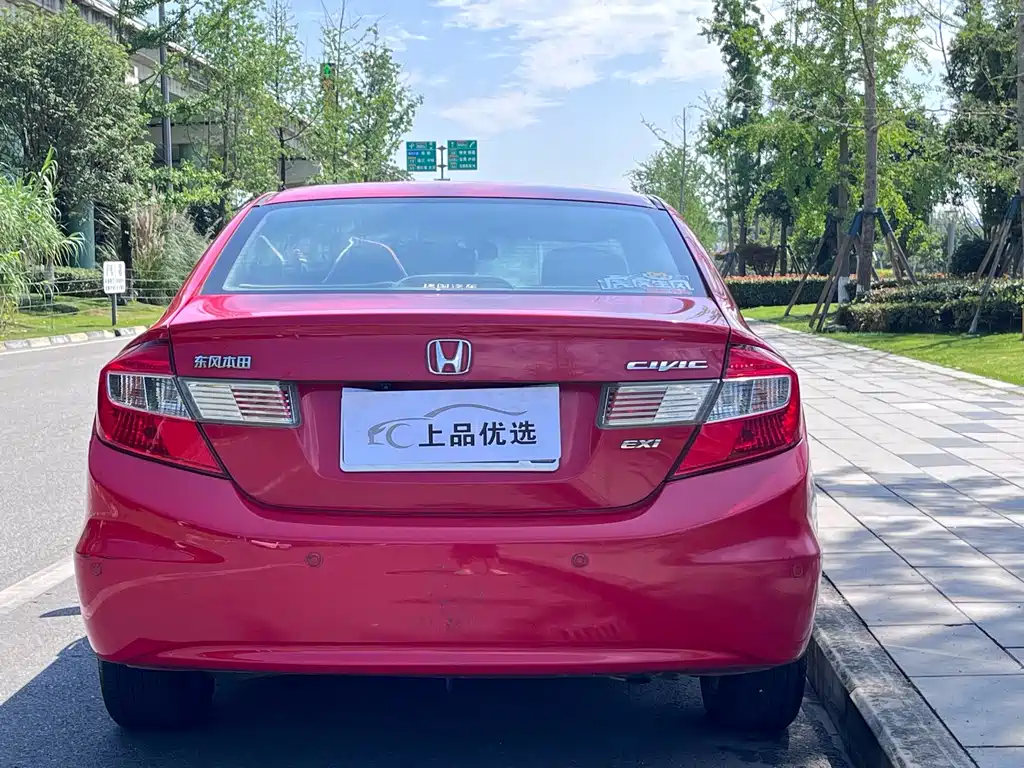 Honda Civic 2012 — фото 16