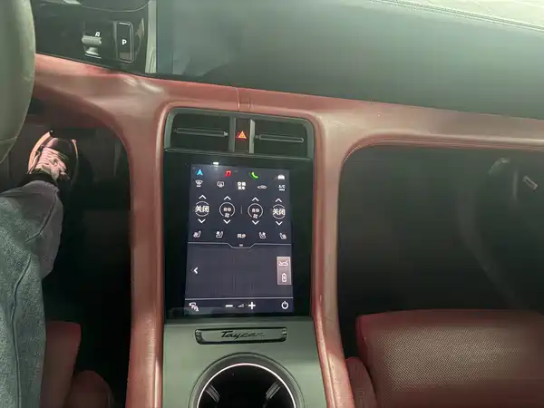 Porsche Taycan 2020