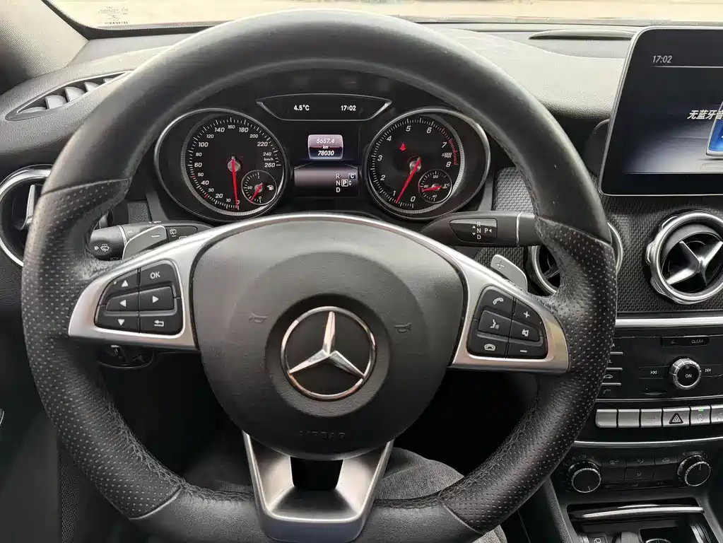 Mercedes-Benz GLA 2019 — фото 12