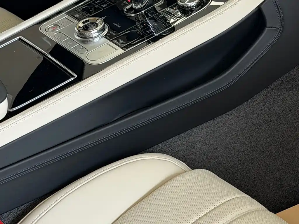 Bentley Continental PHEV — фото 10