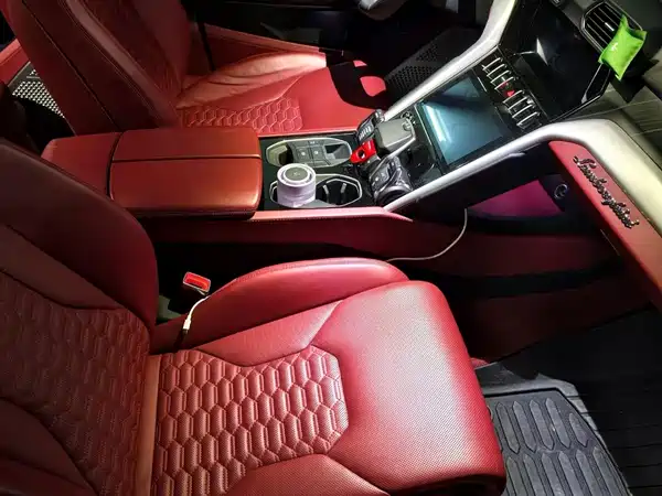 Lamborghini Urus 2020