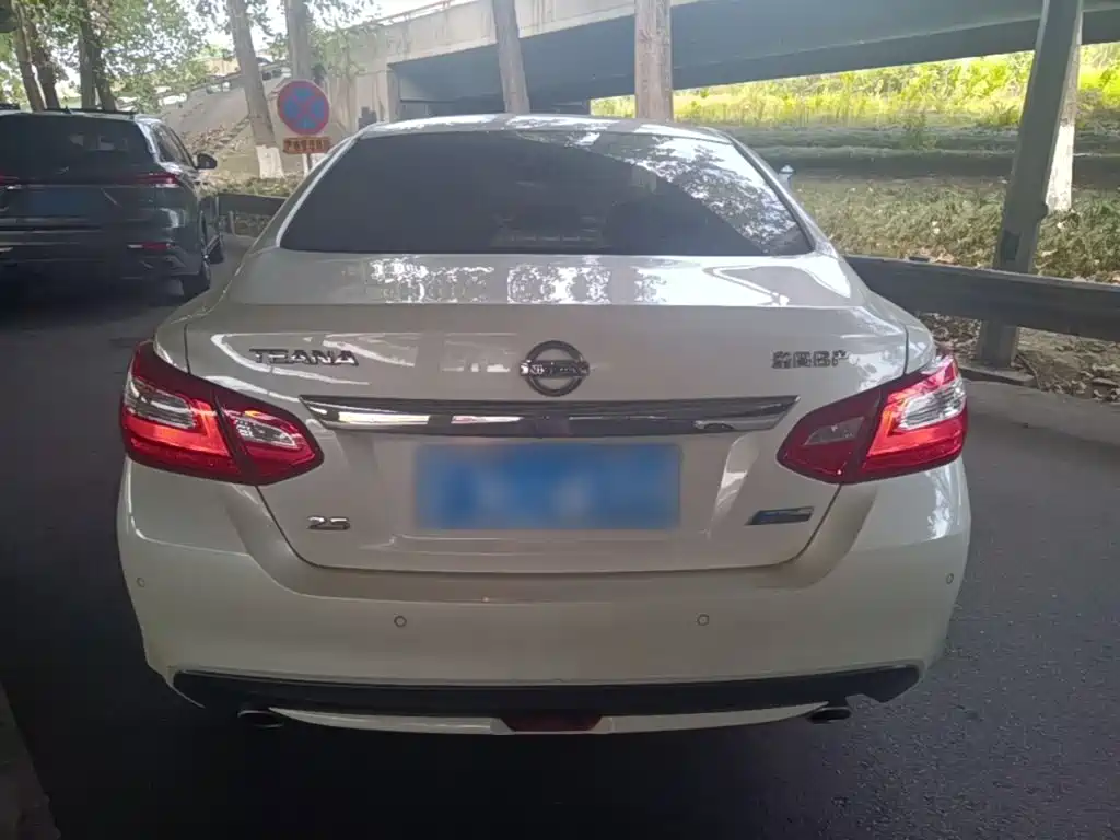 Nissan Teana 2016