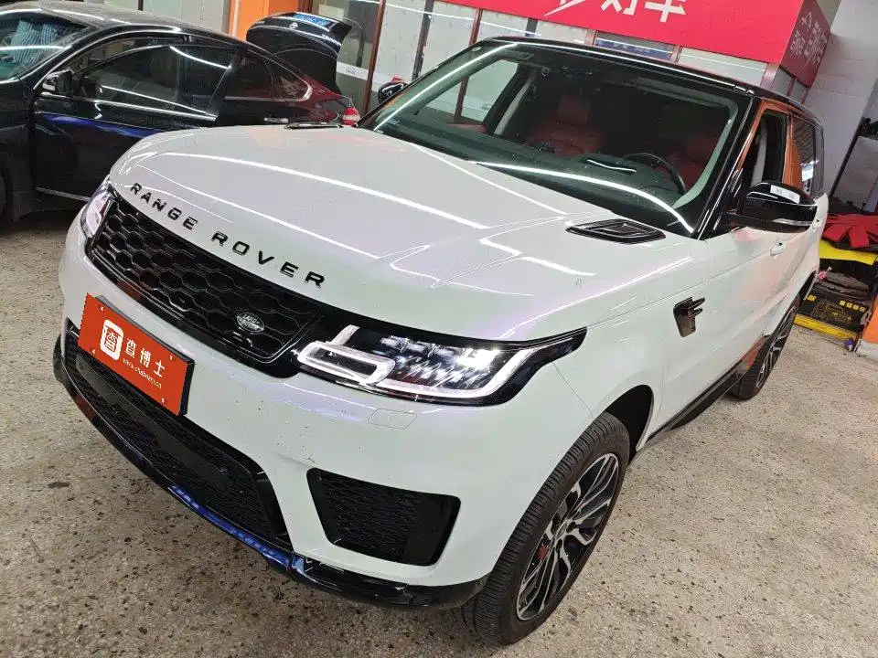 Land Rover Range Rover Sport 2022 — фото 1