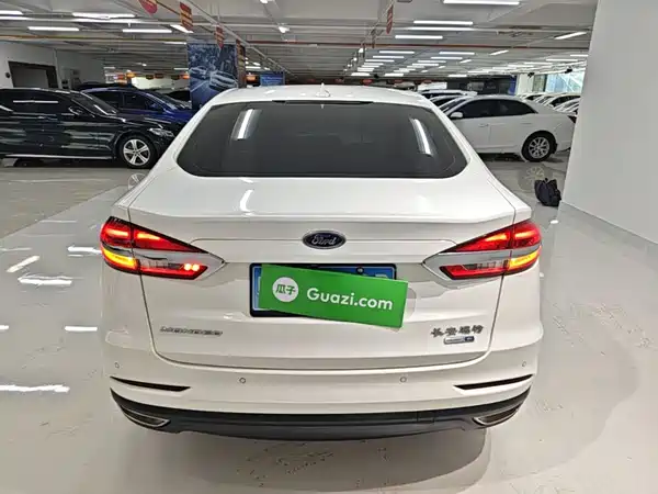 Ford Mondeo 2021