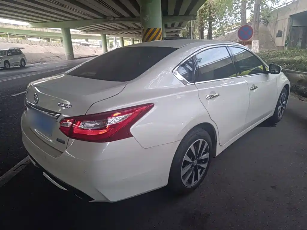 Nissan Teana 2016