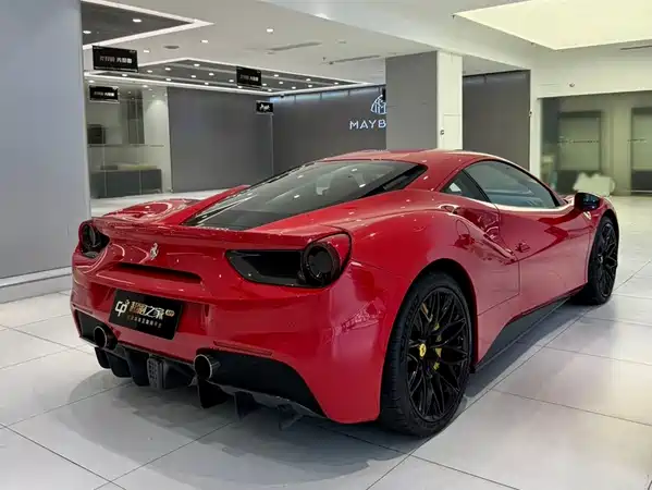 Ferrari 488 2015