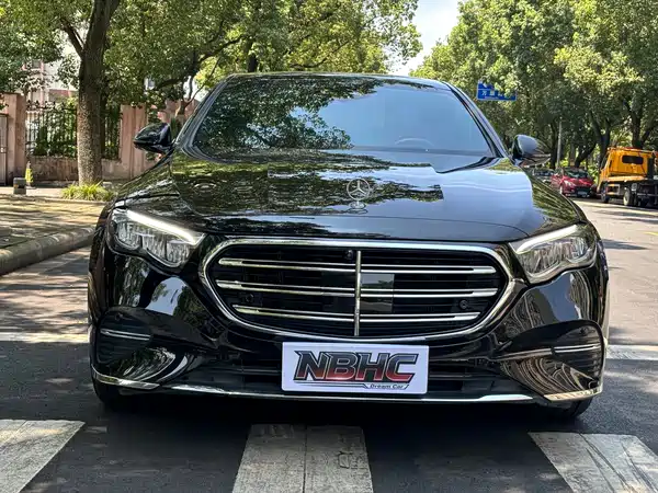 Mercedes-Benz E-Class 2025