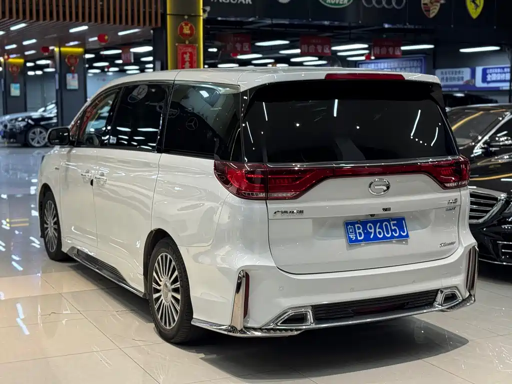 GAC Trumpchi M8 2022 — фото 10