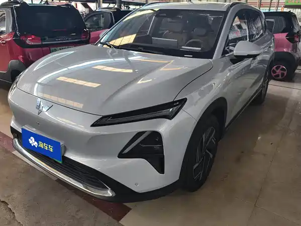 Wuling Starlight S 2025