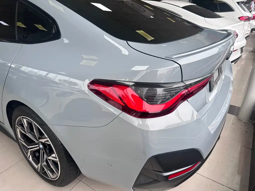 BMW 4 Series 2022 — фото 10