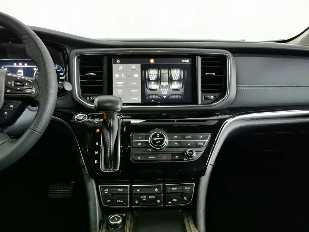 GAC Trumpchi M8 2020 — фото 12
