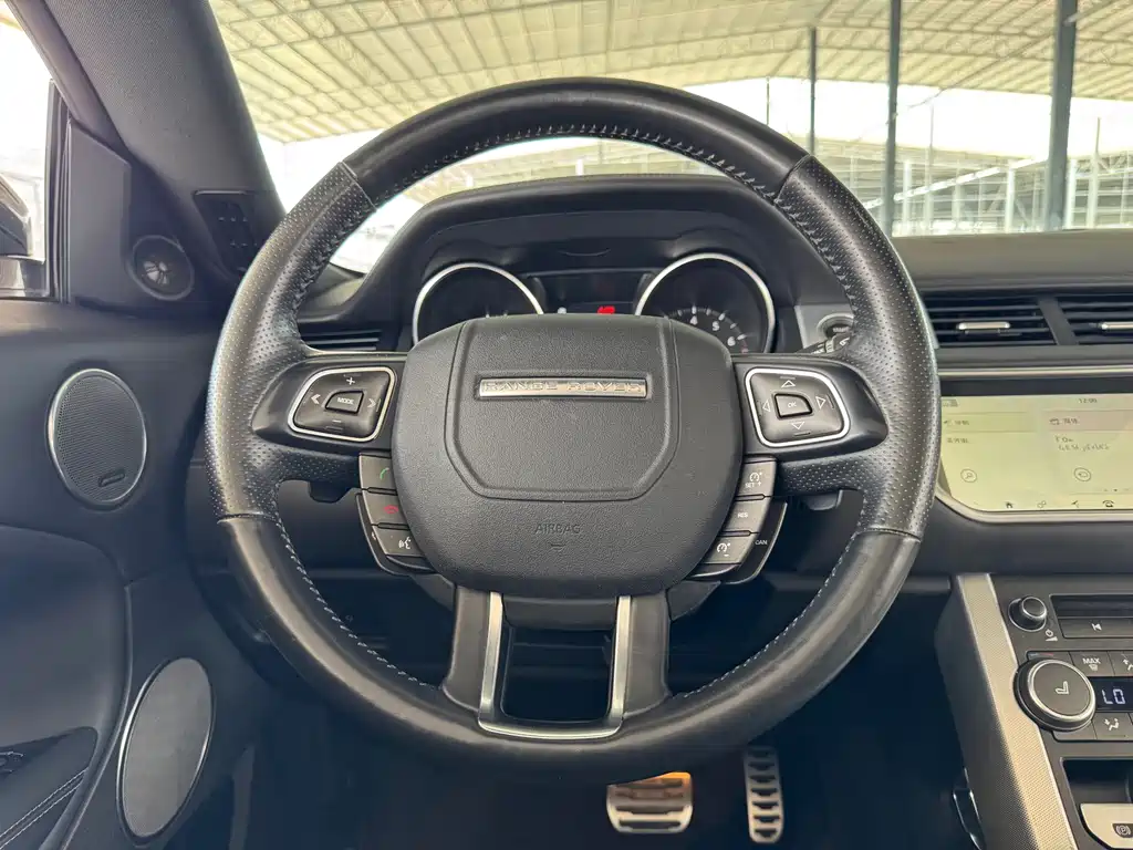Land Rover Range Rover Evoque 2019 — фото 11