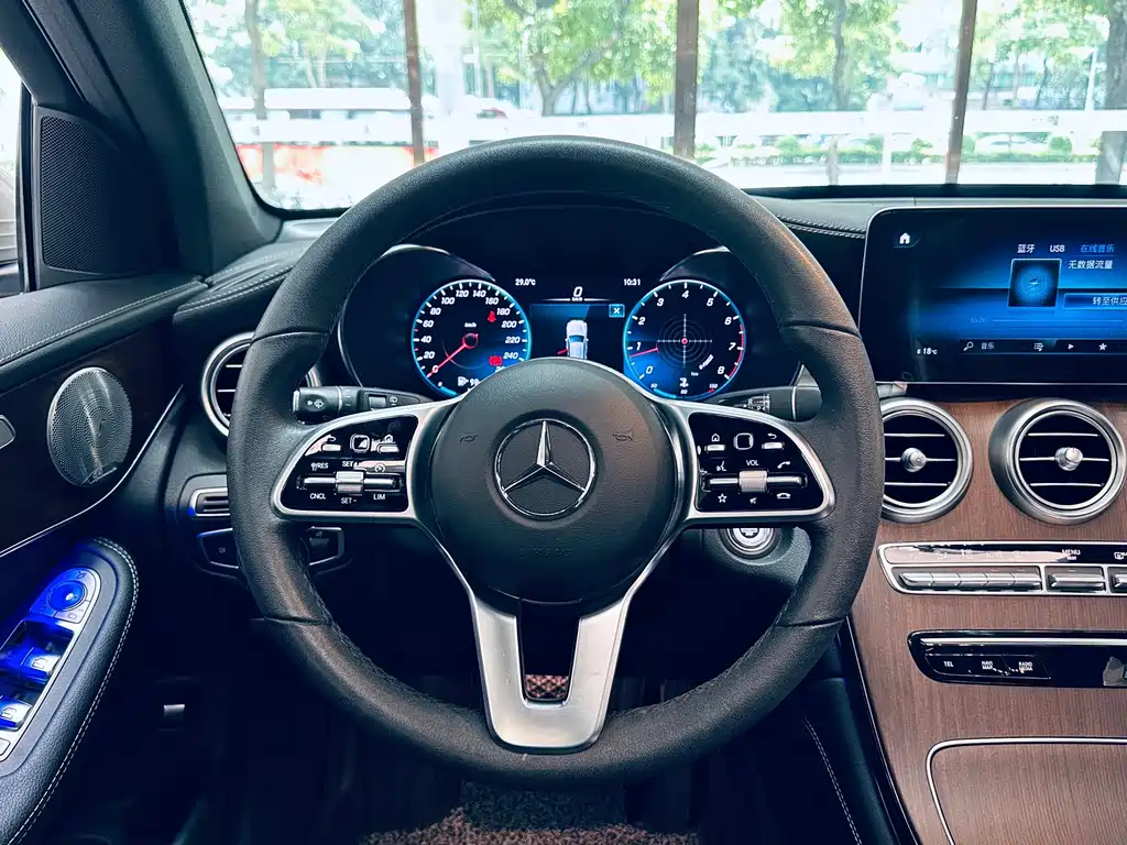 Mercedes-Benz GLC 2021 — фото 25