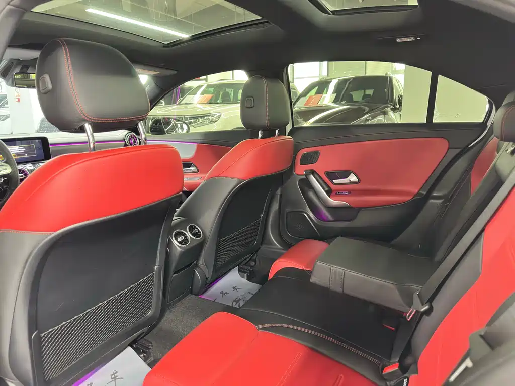 Mercedes-Benz A-Class AMG 2021 — фото 20