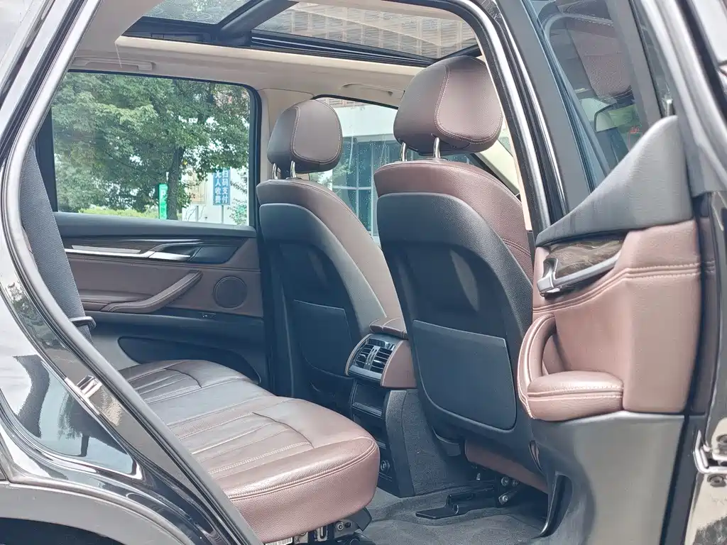 BMW X5 2015 — фото 10