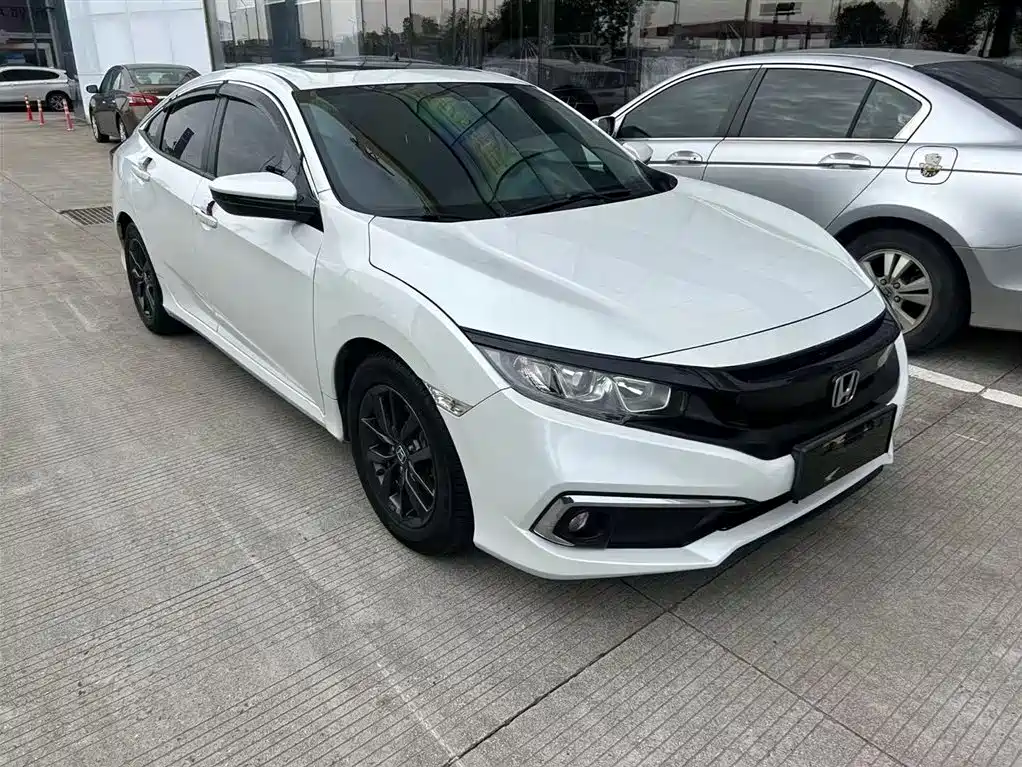 Honda Civic 2020 — фото 3