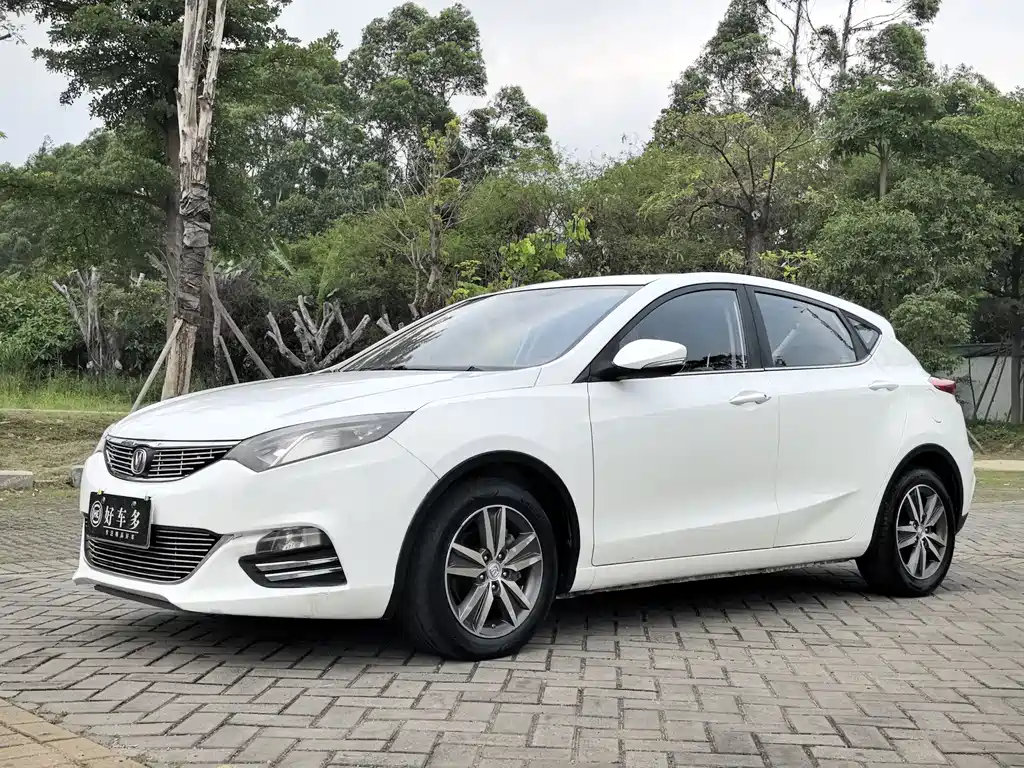 Changan Eado XT 2016 — фото 1