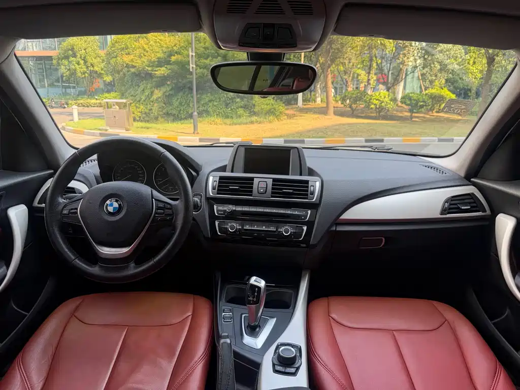 BMW 1 Series 2016 — фото 15
