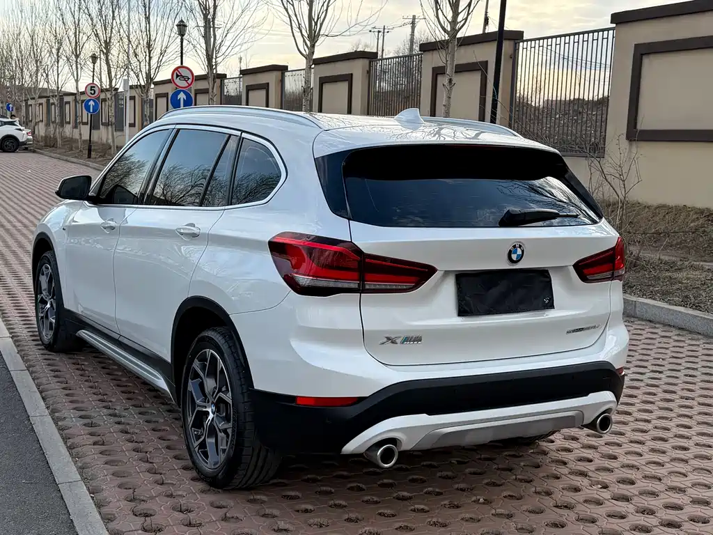 BMW X1 2022 — фото 6