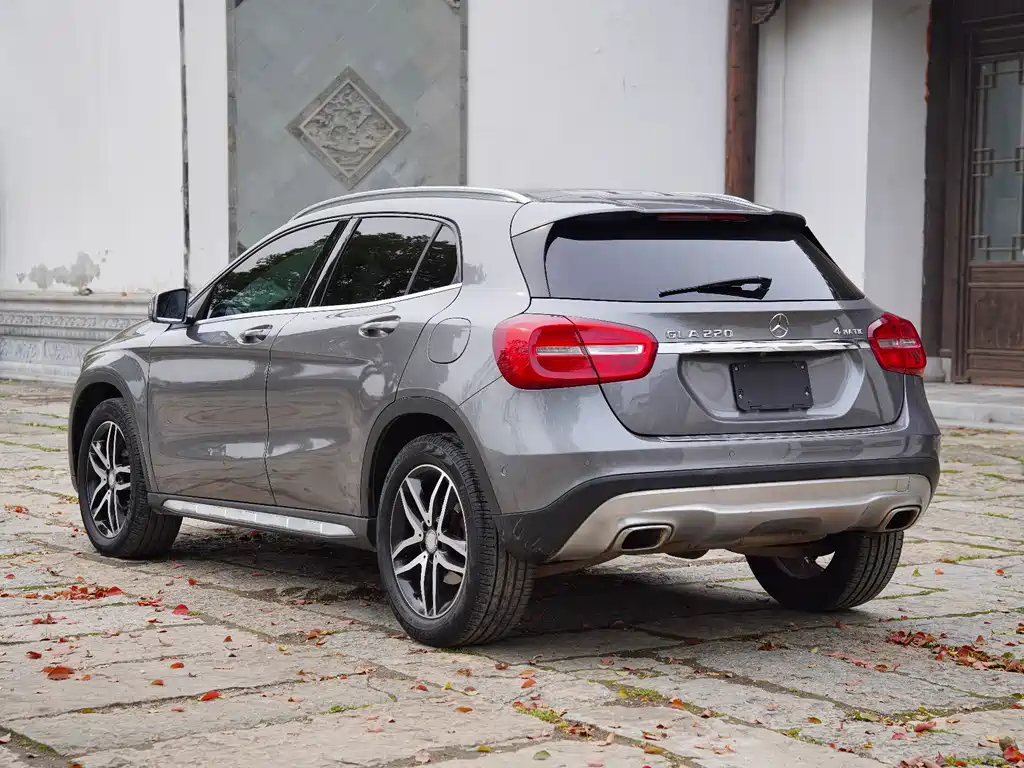 Mercedes-Benz GLA 2015 — фото 9