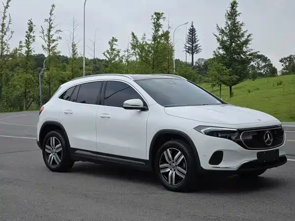 Mercedes-Benz EQA 2023
