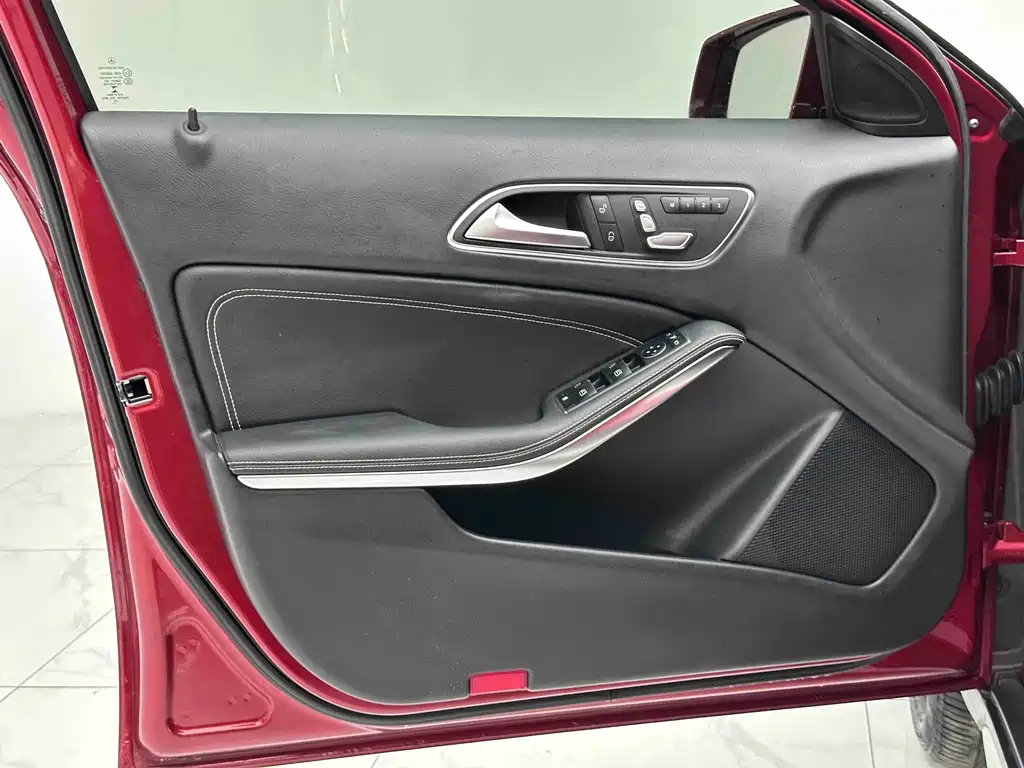 Mercedes-Benz GLA 2019 — фото 16