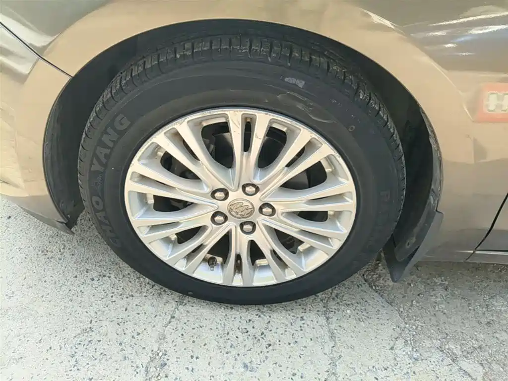 Buick Excelle 2015 — фото 23