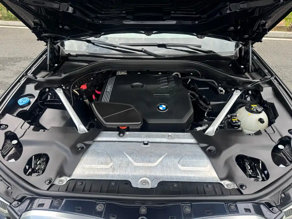 BMW X4 2022 — фото 12
