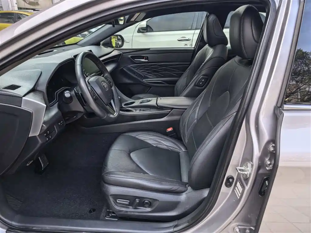Toyota Avalon 2019 — фото 13