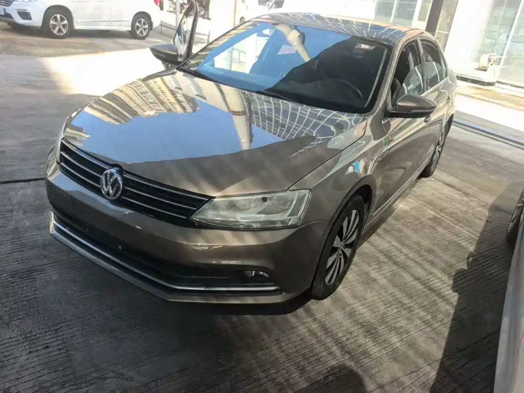 Volkswagen Sagitar 2017