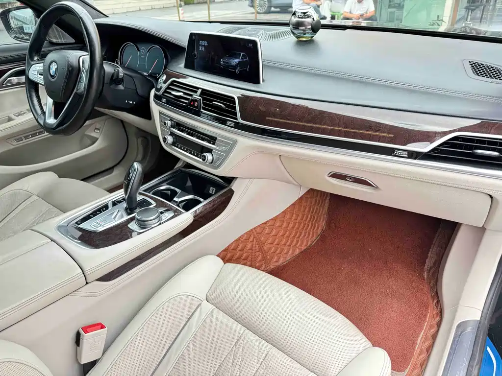 BMW 7 Series 2016