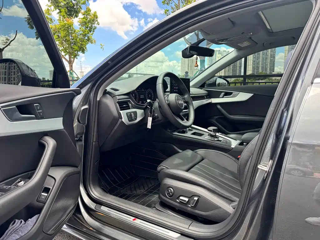 Audi A4L 2024