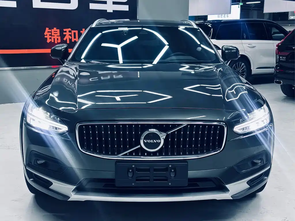 Volvo V90 2021 — фото 7