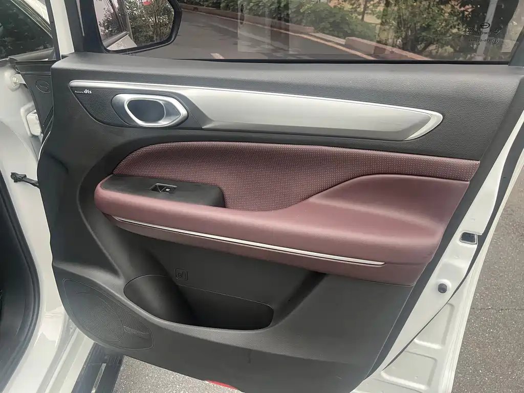 GAC Trumpchi M6 2025 — фото 9