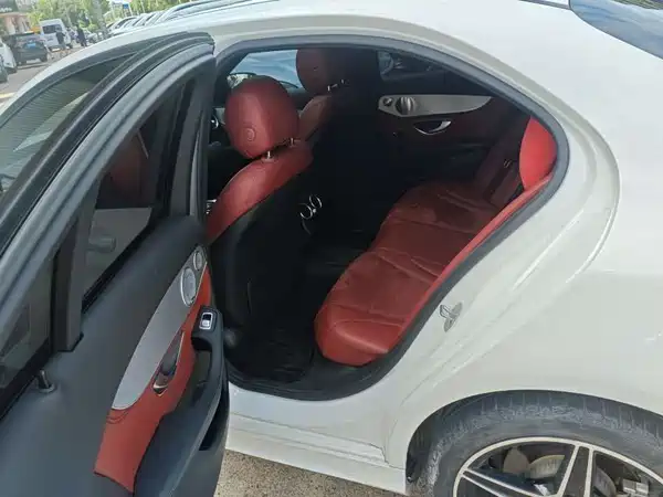 Mercedes-Benz C-Class 2018