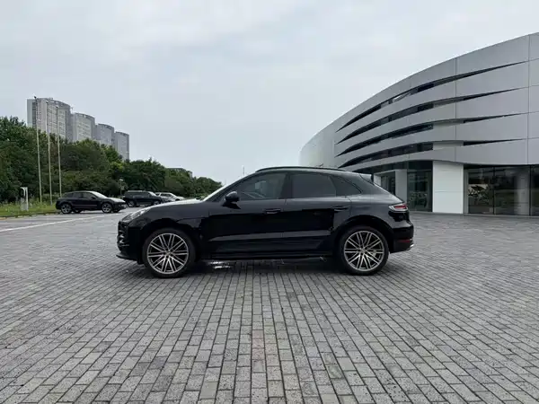 Porsche Macan 2023