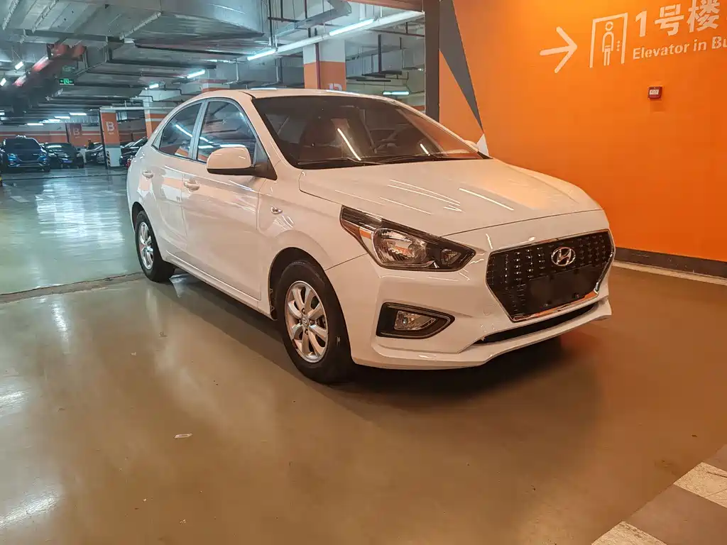 Hyundai Verna 2019 — фото 2