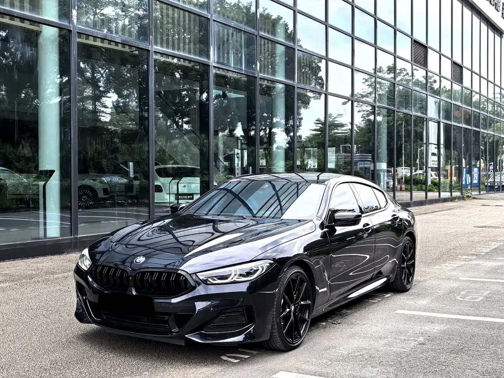BMW 8 Series 2023