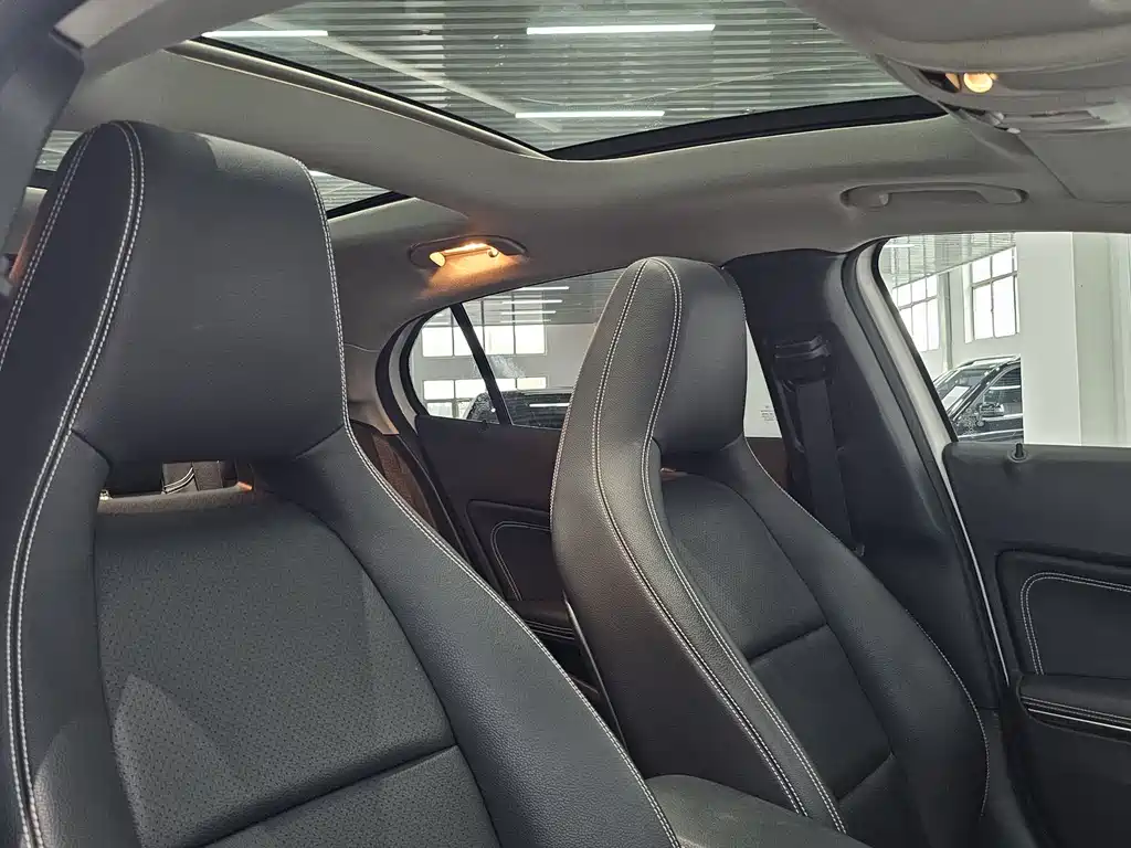 Mercedes-Benz GLA 2017 — фото 12