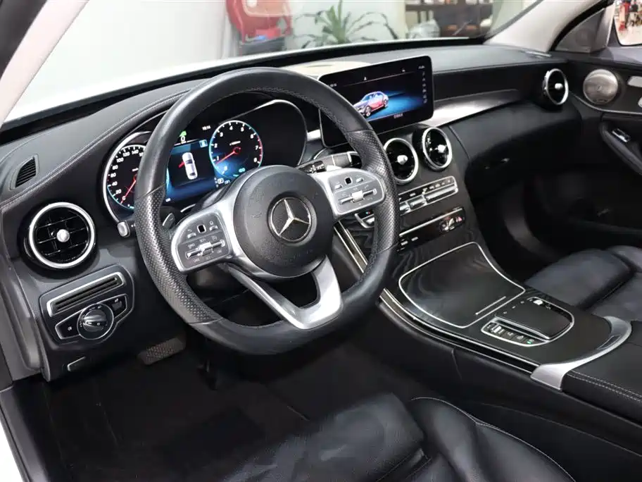 Mercedes-Benz C-Class 2020 — фото 9